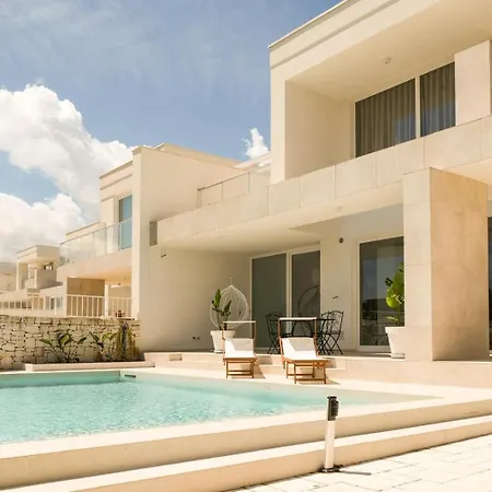 Villa Alta By Sthey
